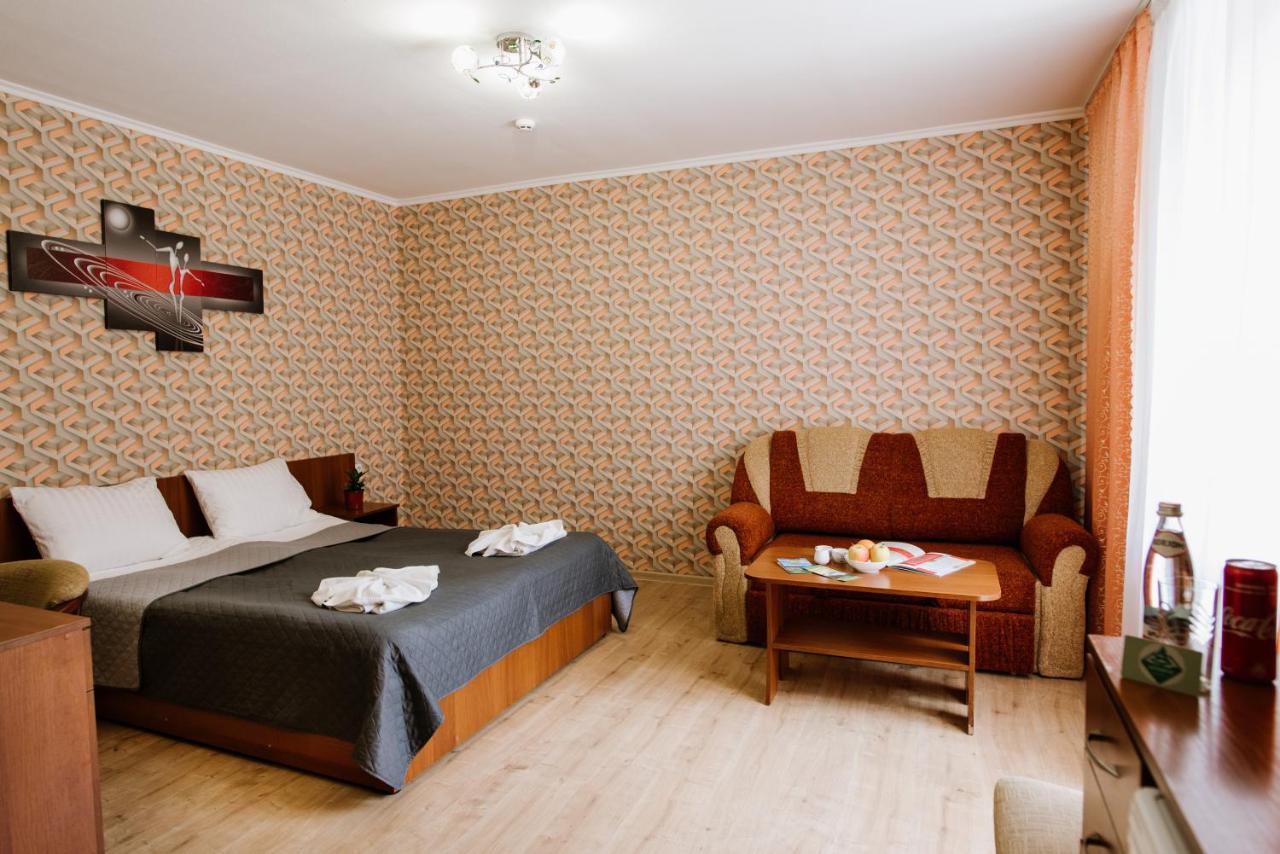 Hotel Zelenyy Bir Skhidnytsia Exteriér fotografie